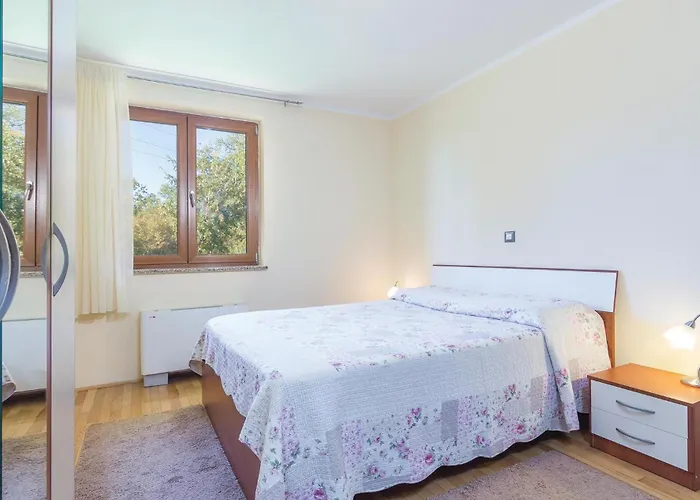 3 Bedroom Cozy In * Poreč