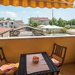 Apartman Amazing Apartment In Porec