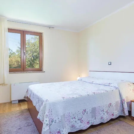 3 Bedroom Cozy In * Poreč