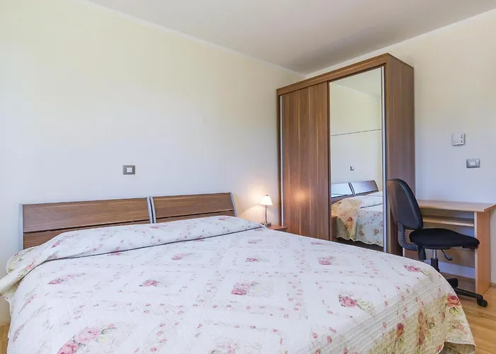 3 Bedroom Cozy In Appartamento *