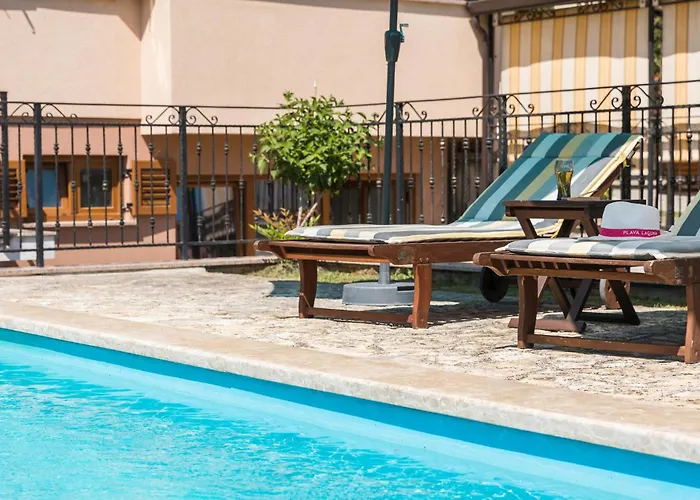 Appartamento 3 Bedroom Cozy In *