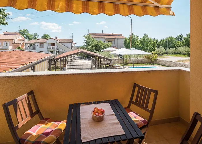 Appartamento 3 Bedroom Cozy In